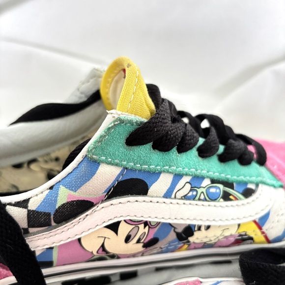 Vans Old Skool Disney 80s Mickey Mouse Sneaker Suede Women's 6 - Picture 11 of 14